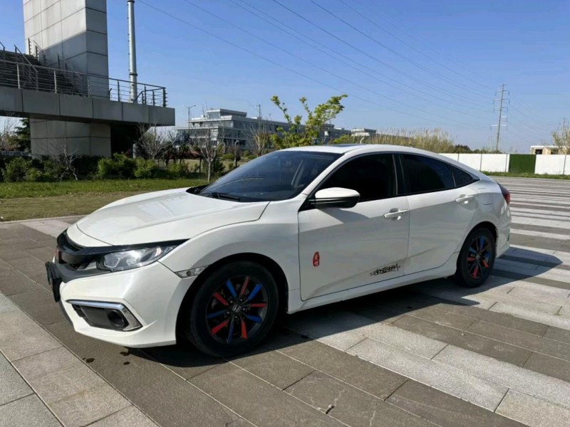 盐城19年本田思域2