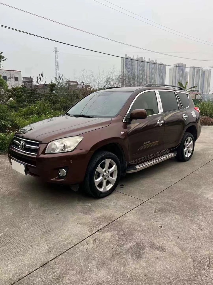 佛山13年豐田RAV4榮放3