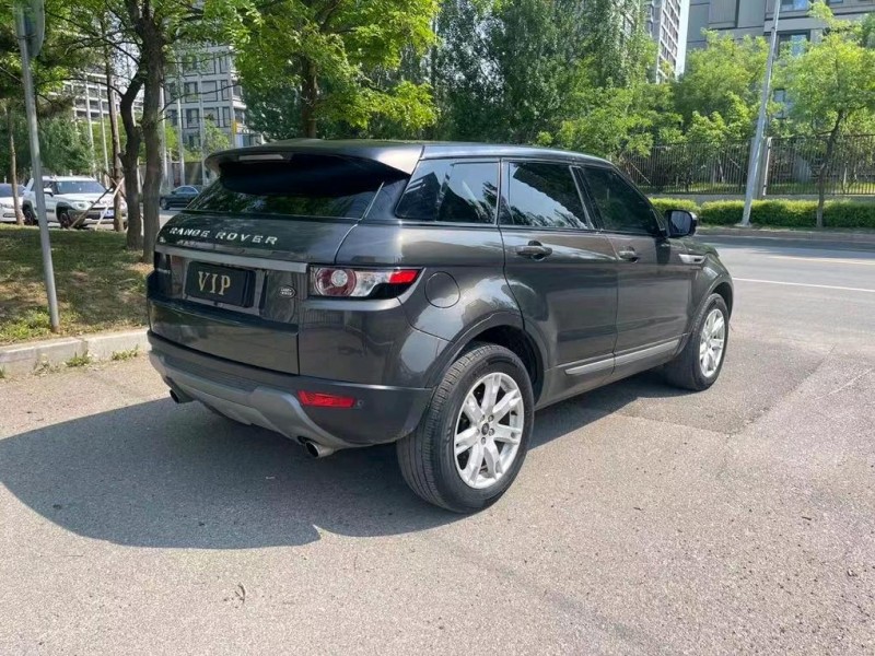 沈阳14年路虎极光5