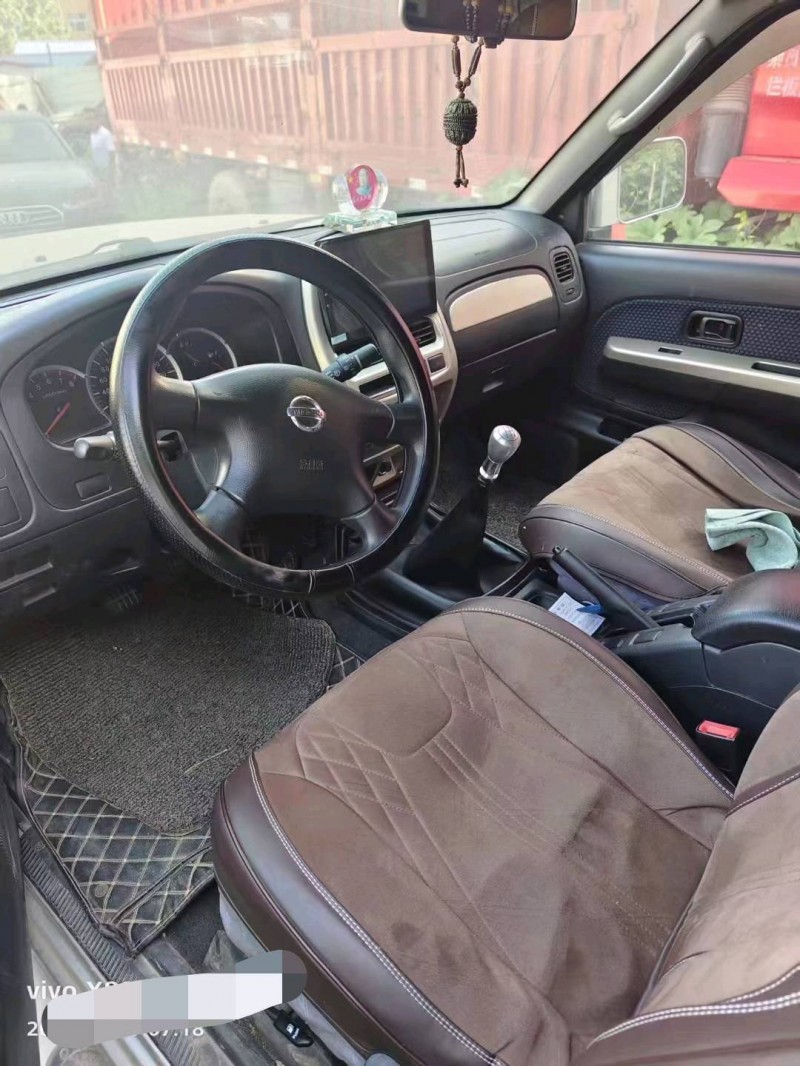 枣庄16年日产帕拉丁3