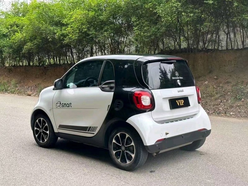 枣庄17年奔驰smart4