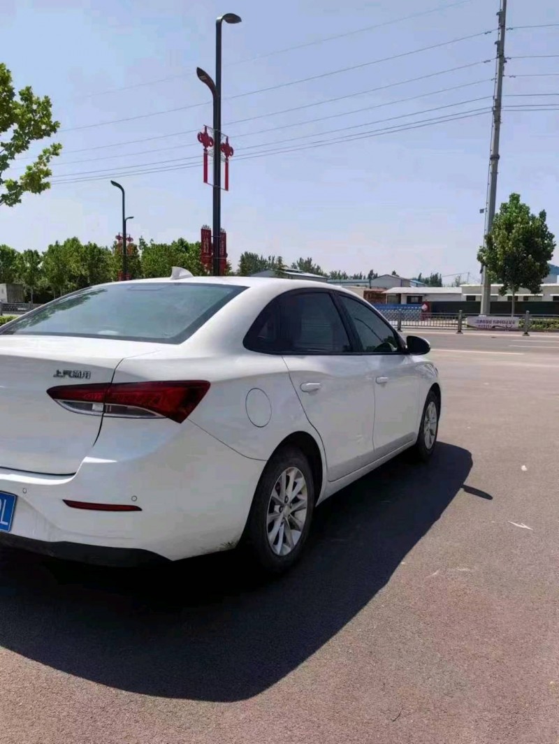 枣庄19年别克英朗5