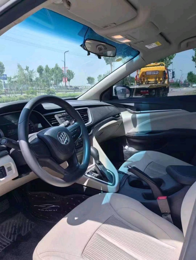 枣庄19年别克英朗9