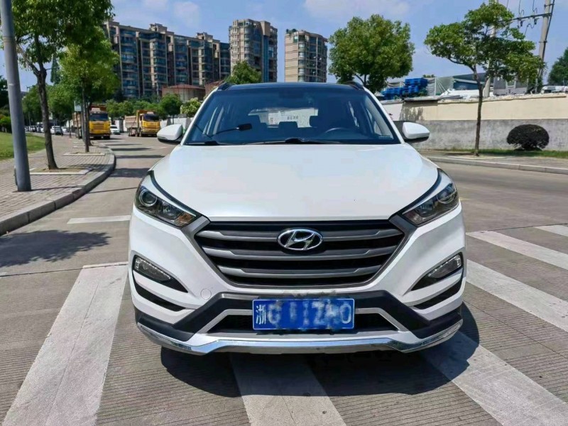 嘉兴18年现代途胜1