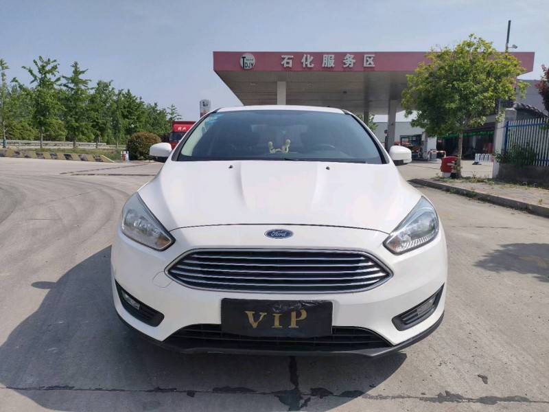 徐州17年福特福克斯1