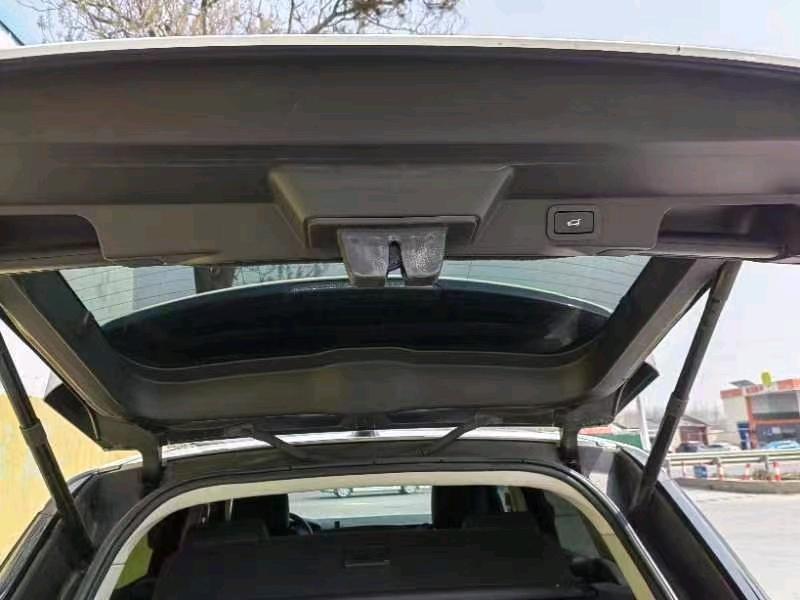 济南17年路虎揽胜运动5