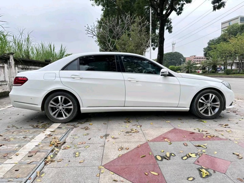 东莞13年奔驰E8