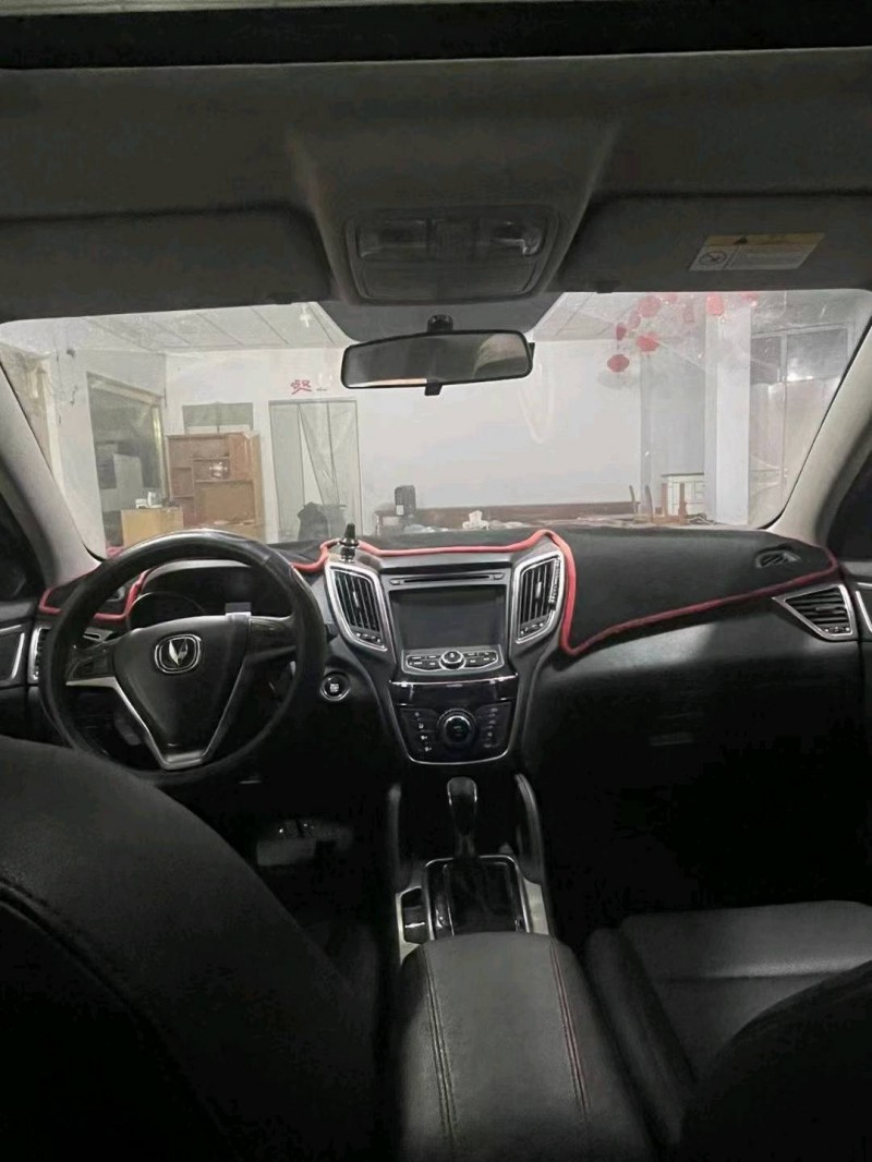 青岛16年长安汽车CS754