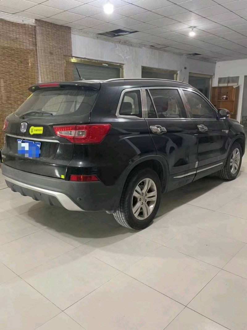 青岛16年长安汽车CS758