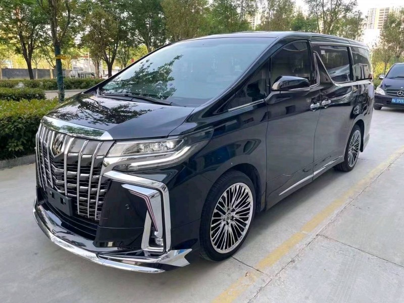 济宁16年丰田埃尔法2