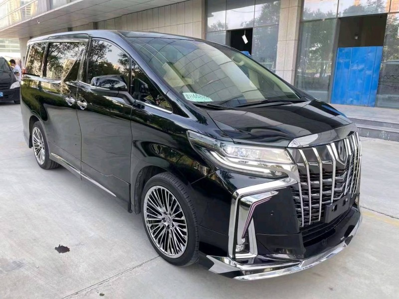 济宁16年丰田埃尔法3