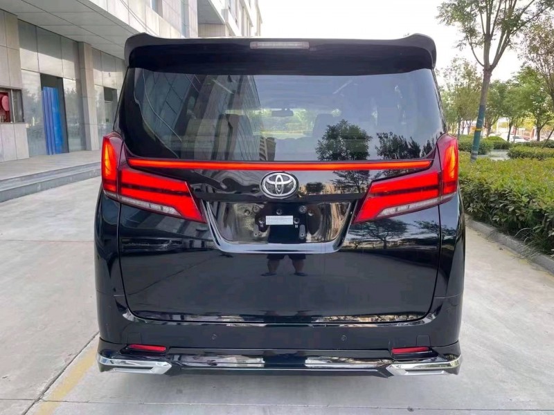 济宁16年丰田埃尔法9