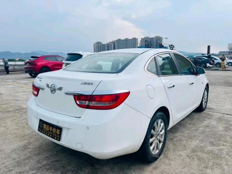 东莞13年别克英朗GT8