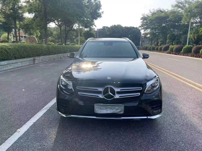 深圳17年奔驰GLC1