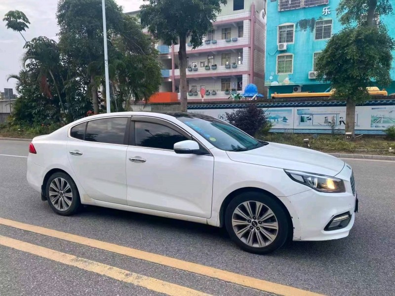深圳15年起亚K52