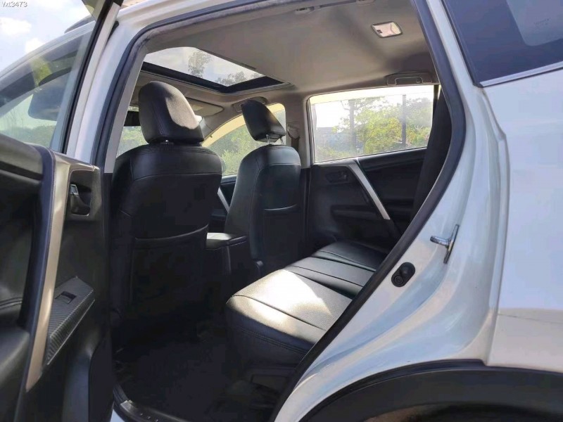 珠海16年丰田RAV4荣放8