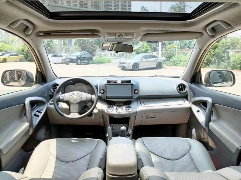 珠海09年丰田RAV46