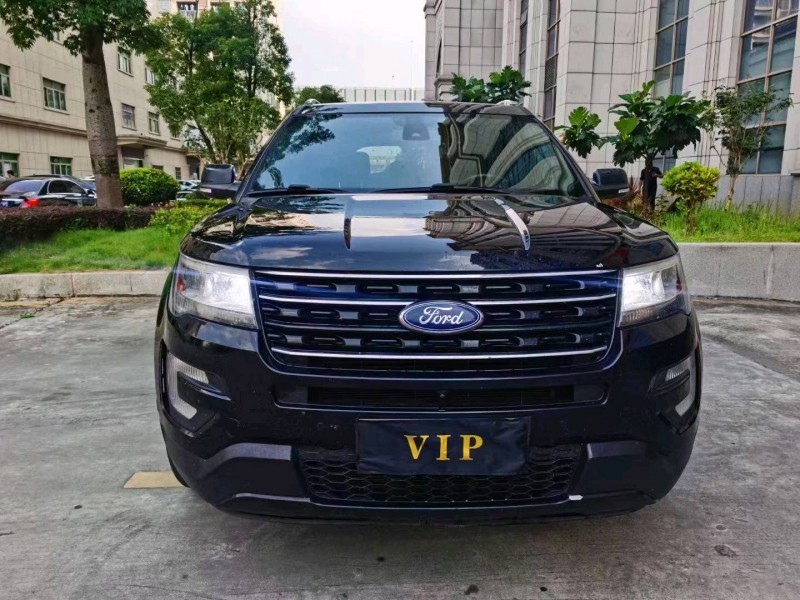 汕头18年福特探险者1