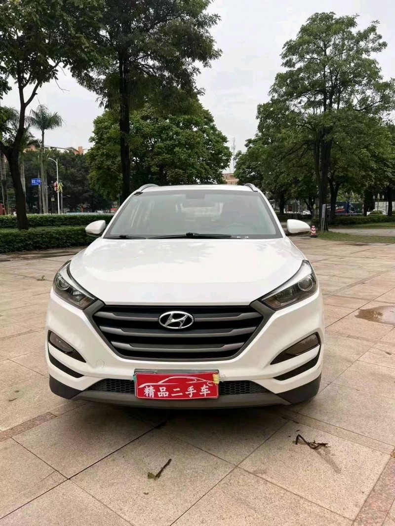 汕头16年现代途胜1
