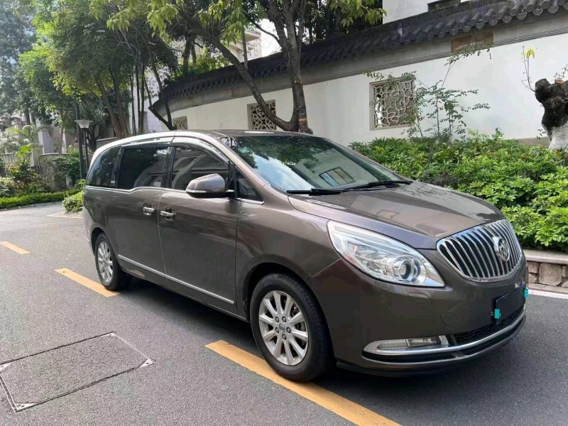 珠海11年别克GL82