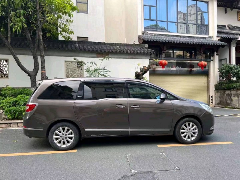 珠海11年别克GL85