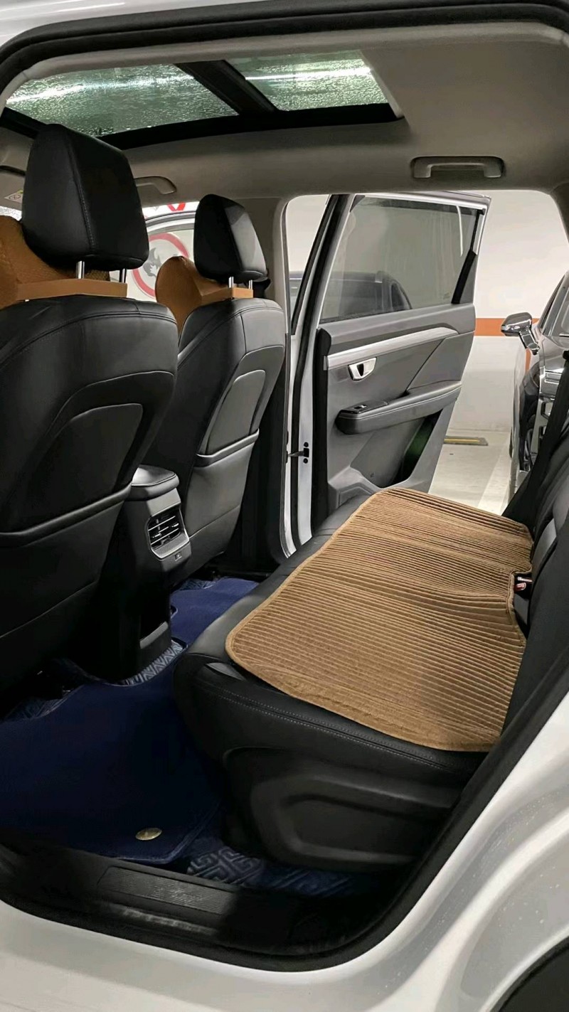 成都22年五菱汽车星辰7