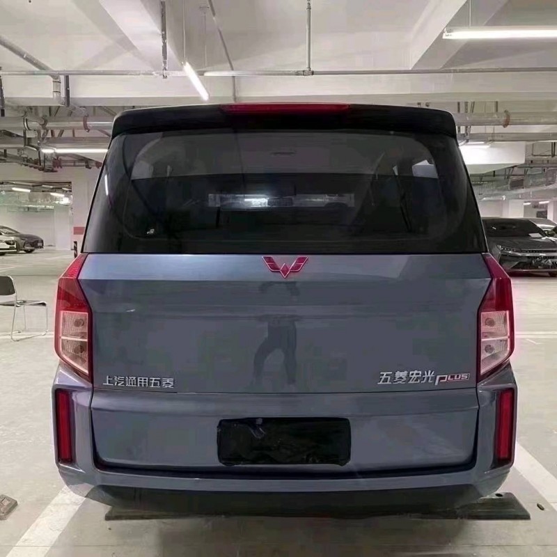 成都20年五菱汽车宏光6