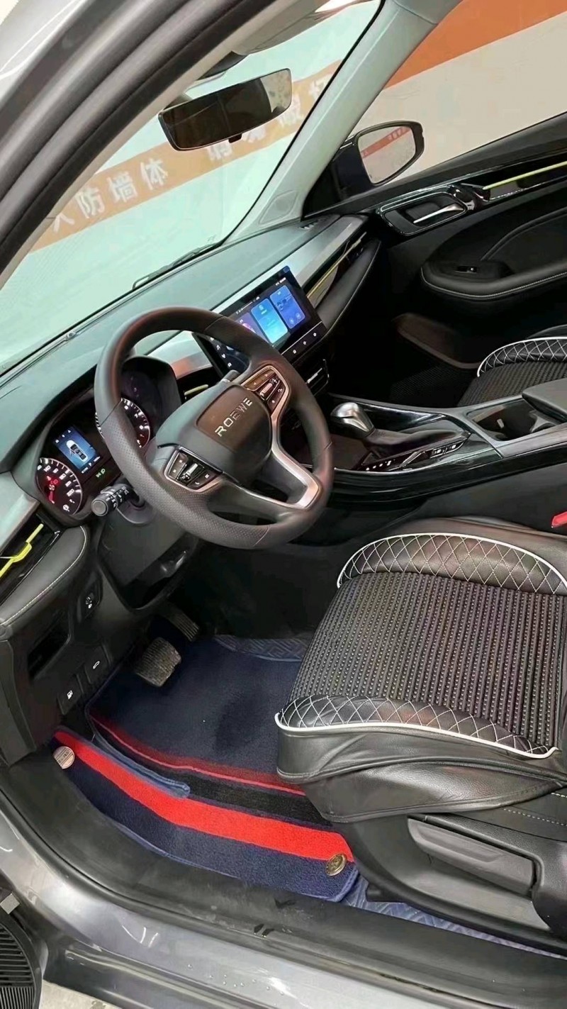 成都22年荣威i54