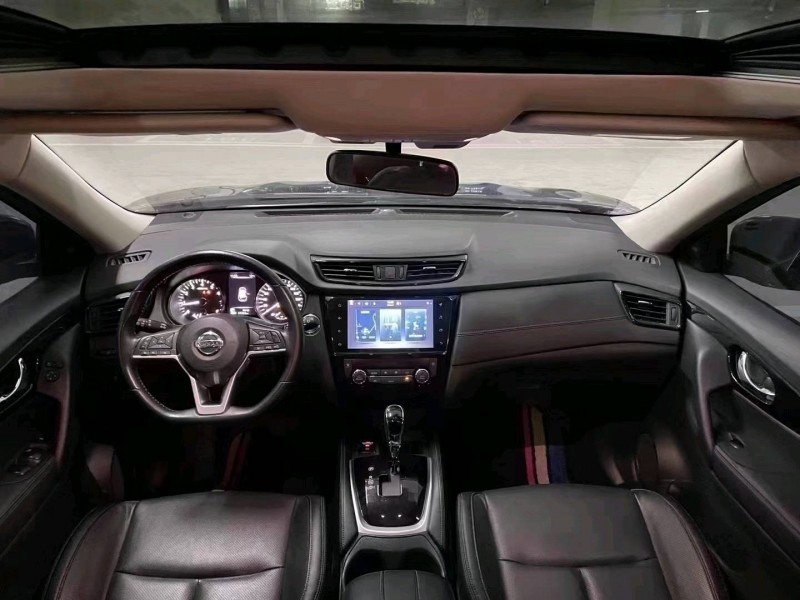 成都21年日产奇骏6