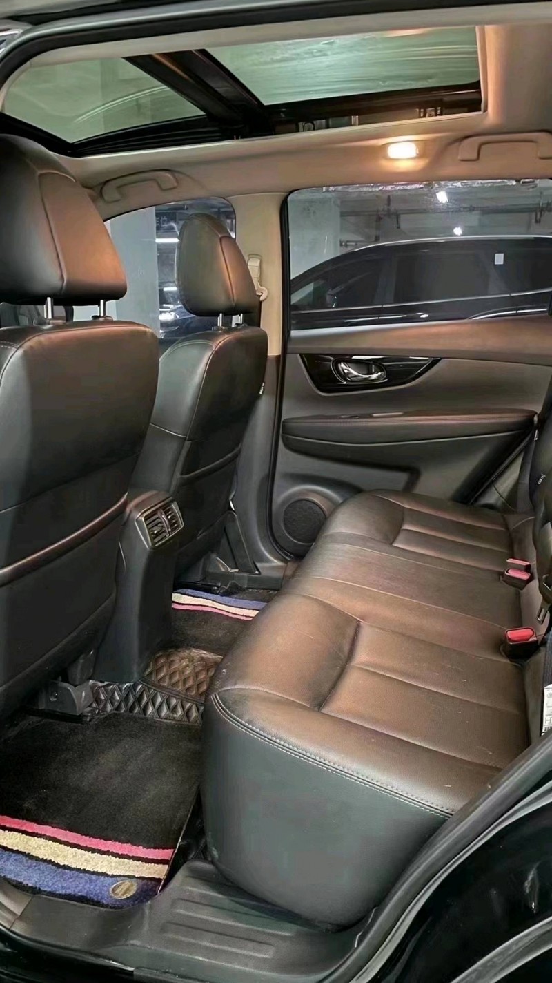 成都21年日产奇骏7