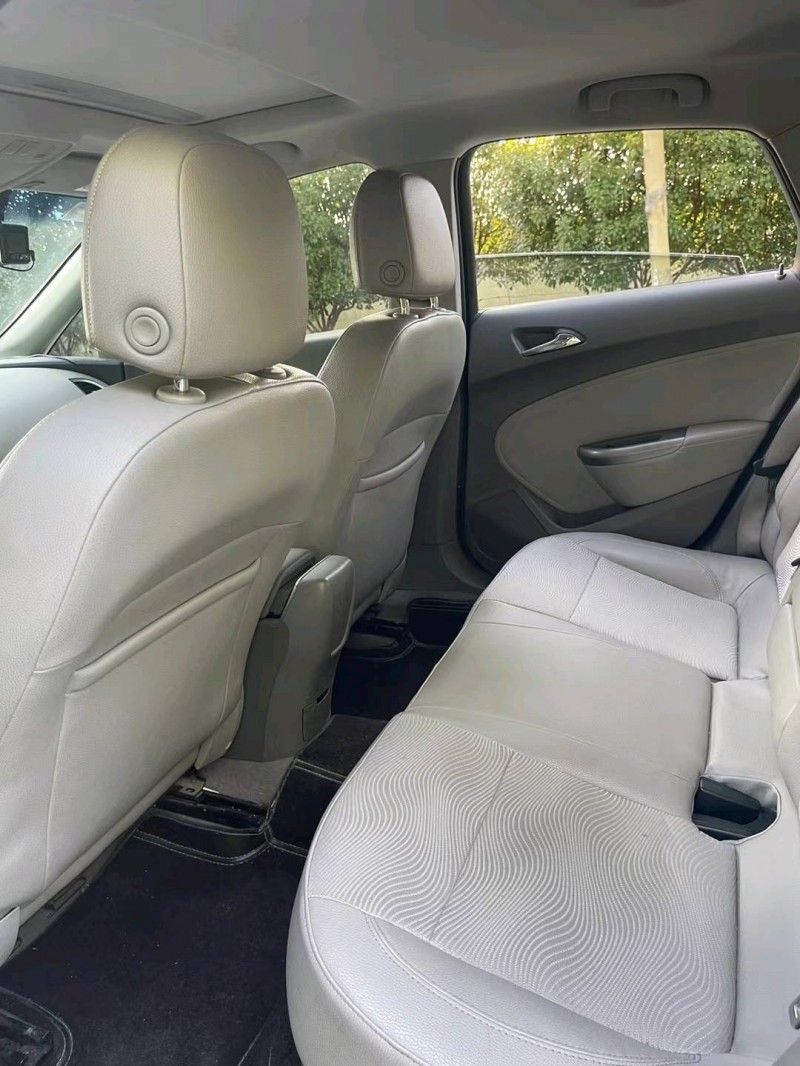 徐州14年别克英朗5