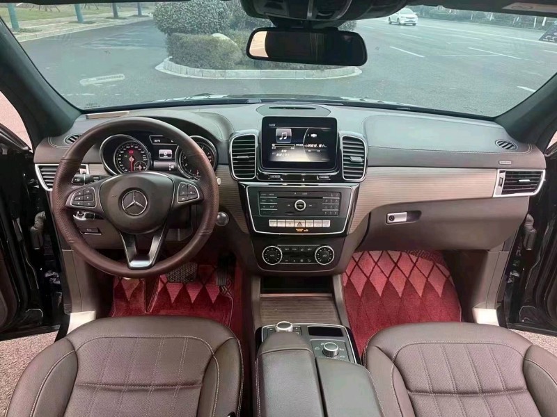 东营17年奔驰GLE7