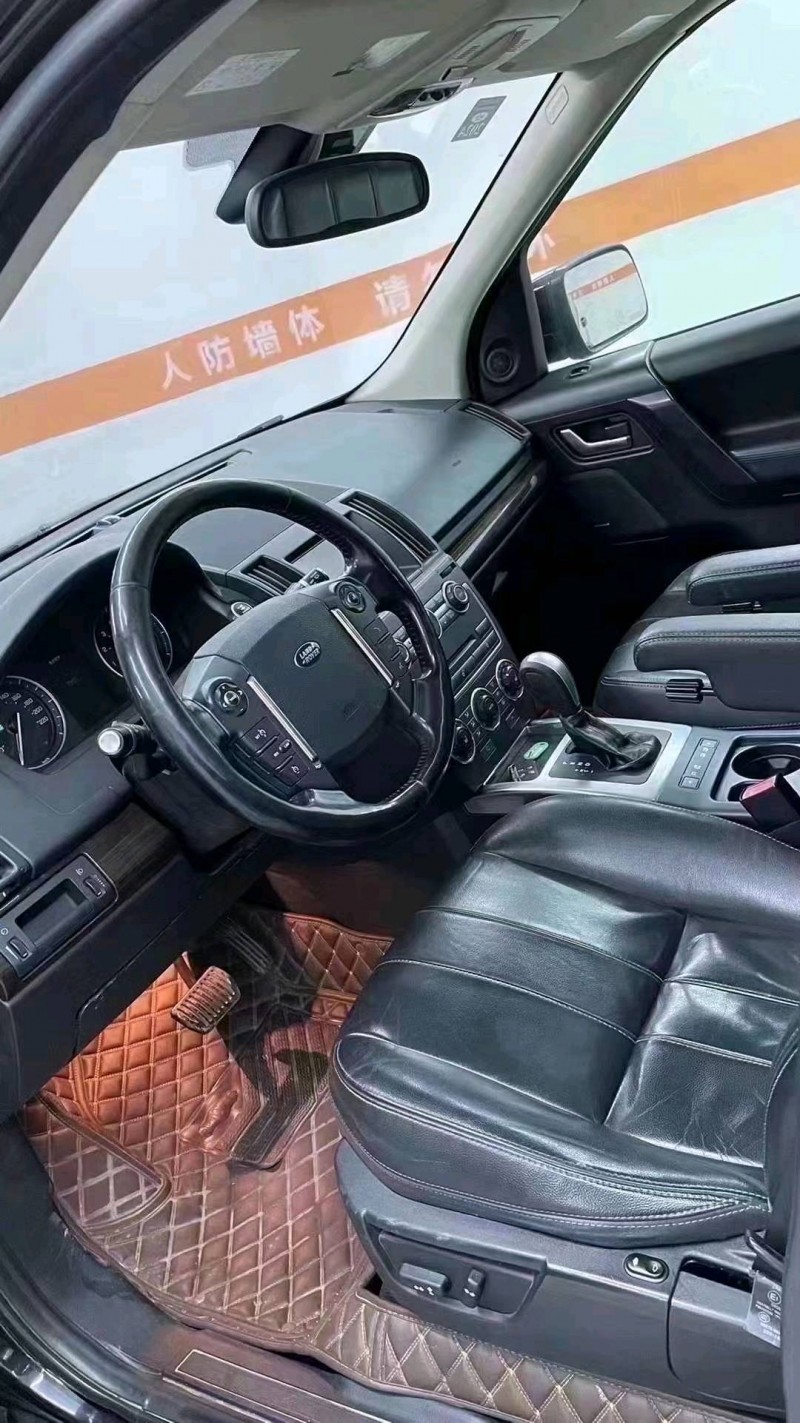 成都14年路虎发现神行5