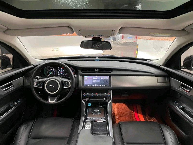 成都19年捷豹XFL8