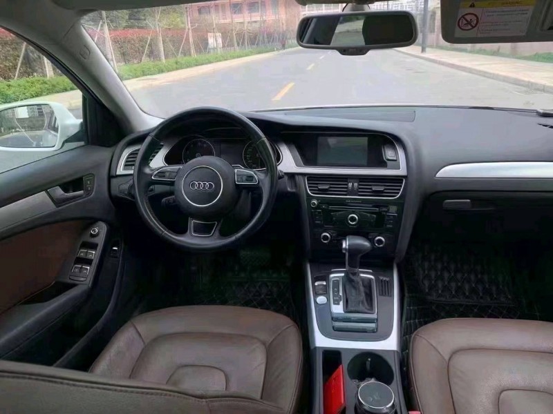 淮南16年奥迪A4L8