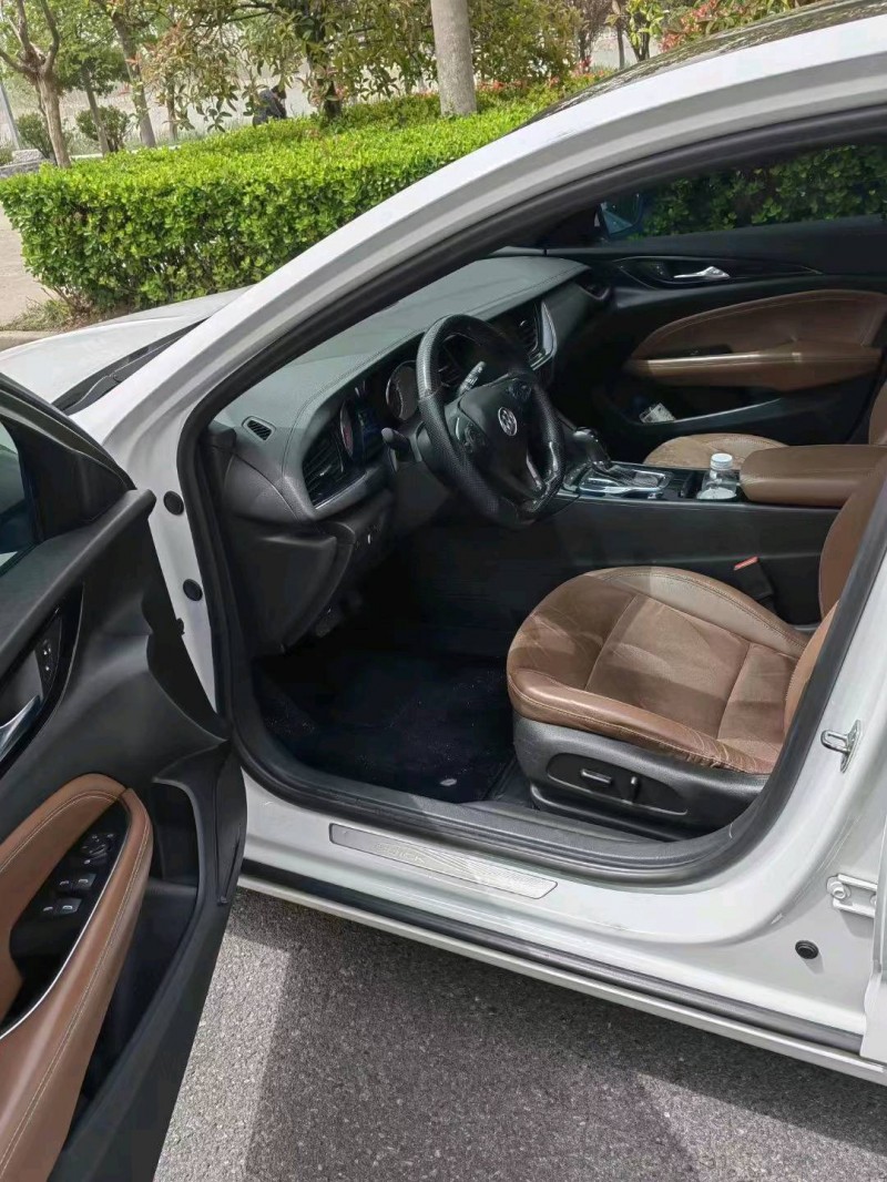 常州19年别克君威4