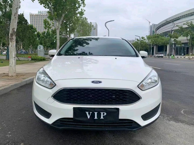 宜昌18年福特福克斯1