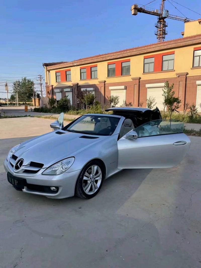 东营09年奔驰SLK3