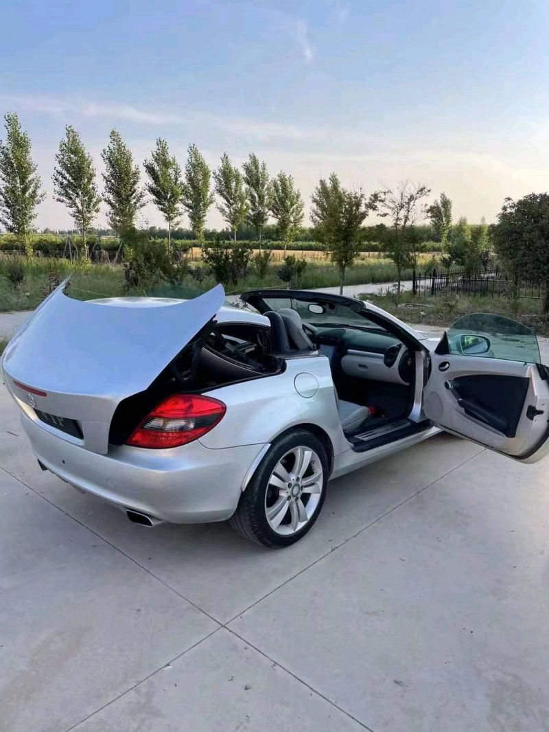 东营09年奔驰SLK5