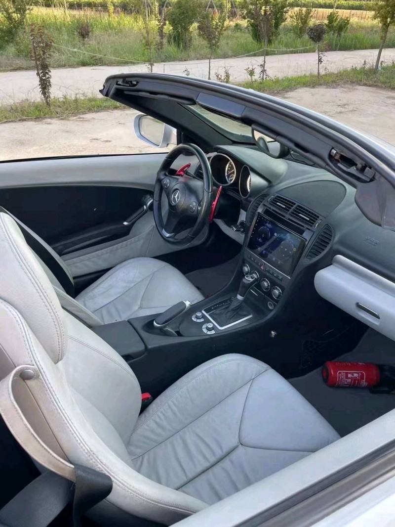 东营09年奔驰SLK7