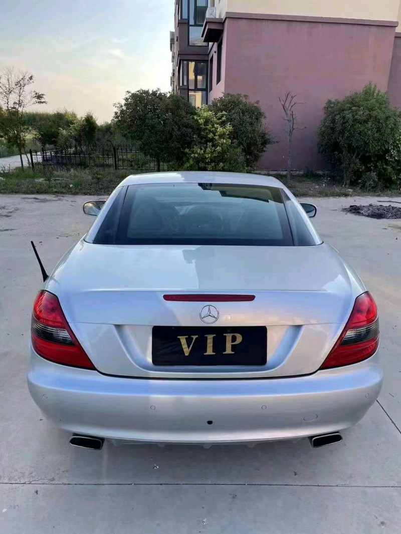 东营09年奔驰SLK8