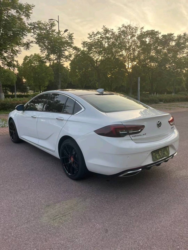 徐州19年别克君威6