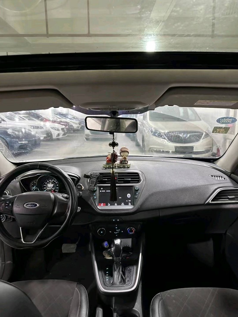 徐州19年福特福睿斯7