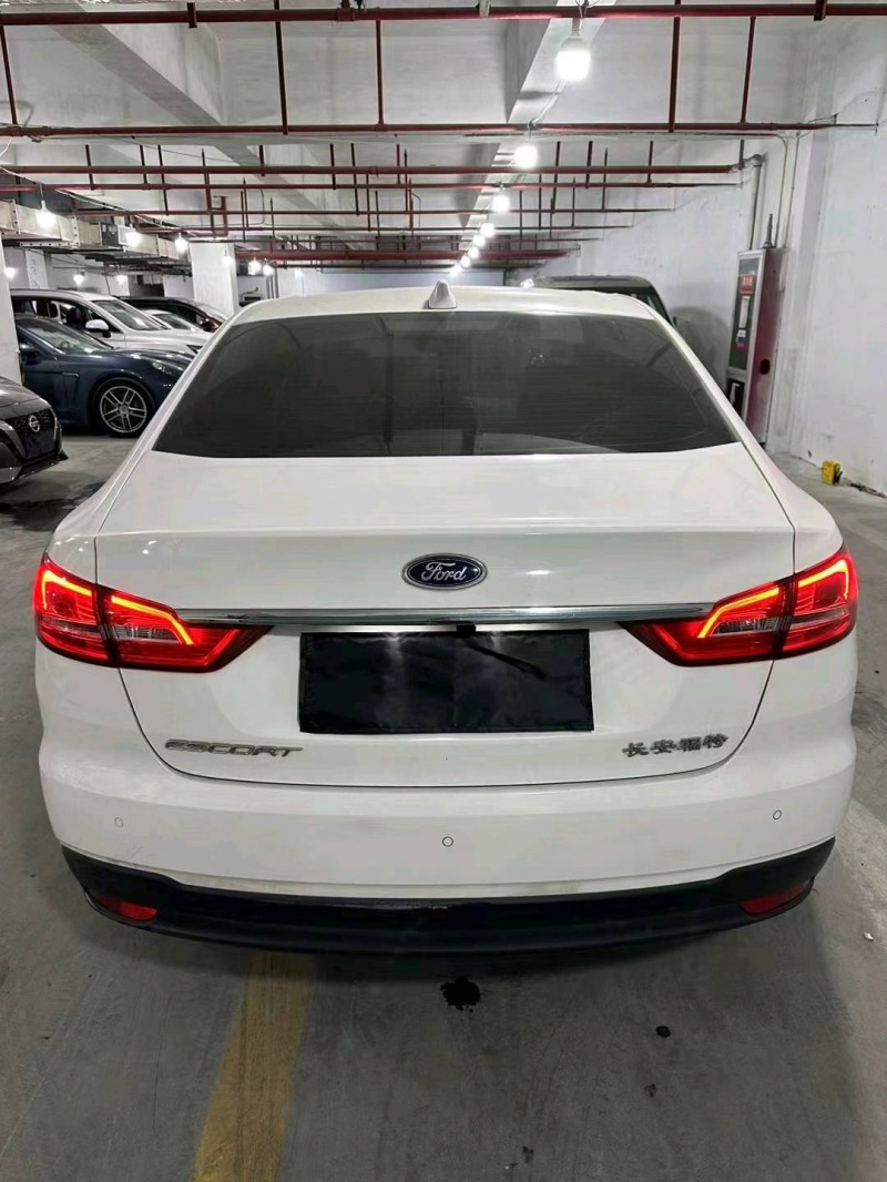 徐州19年福特福睿斯9