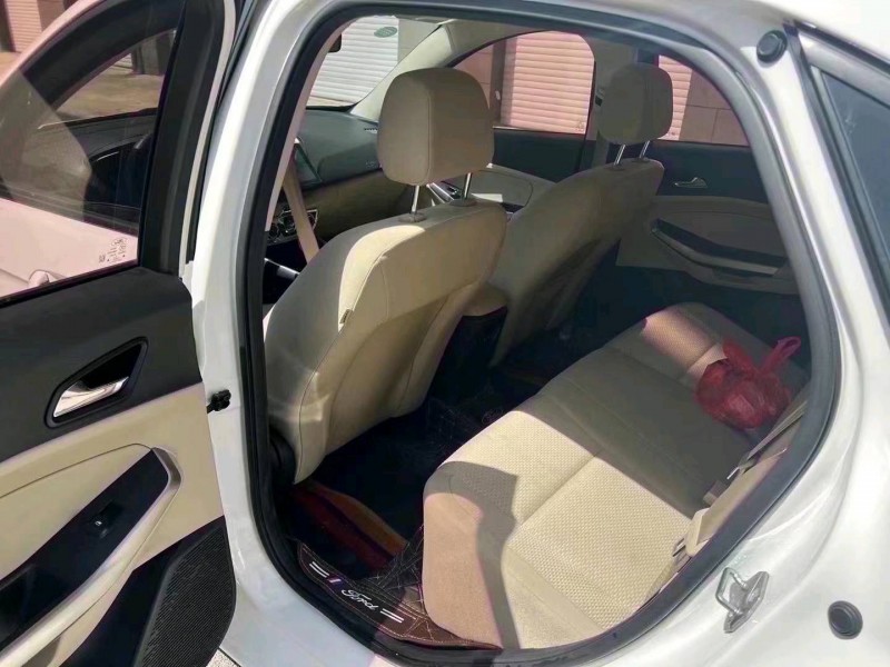 济南18年福特福睿斯6