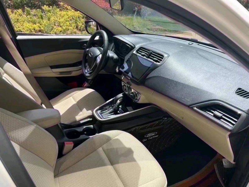 济南18年福特福睿斯7