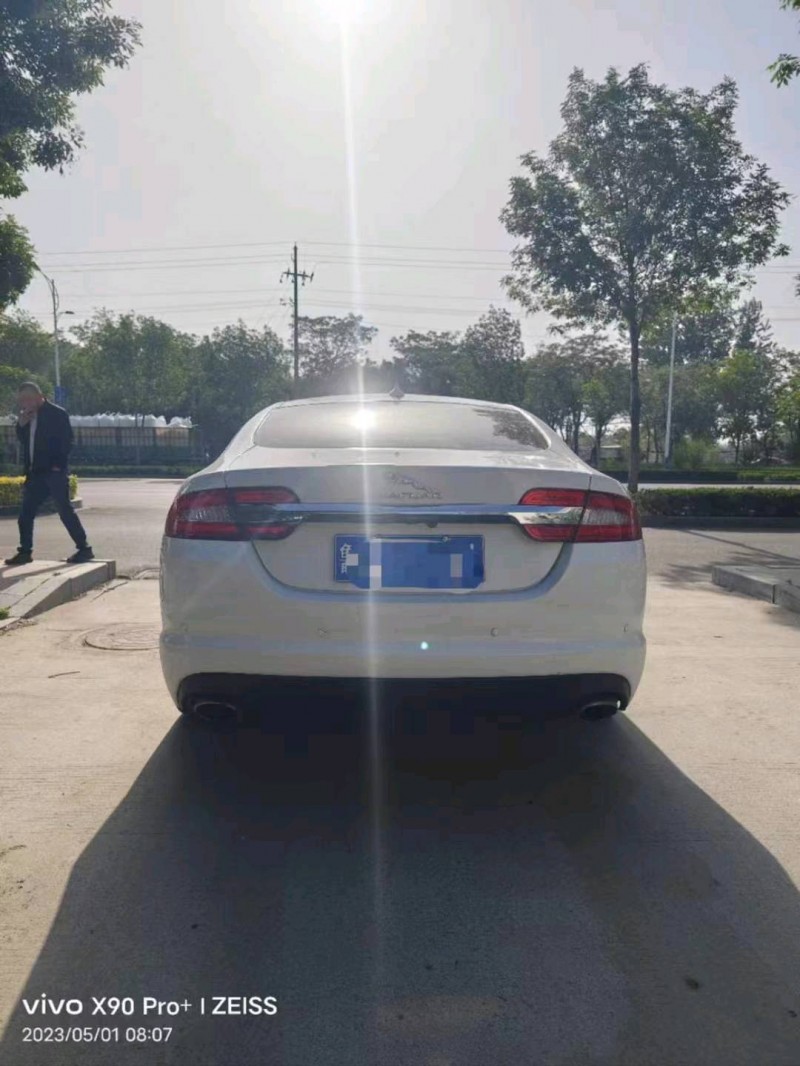 济南16年捷豹XF9