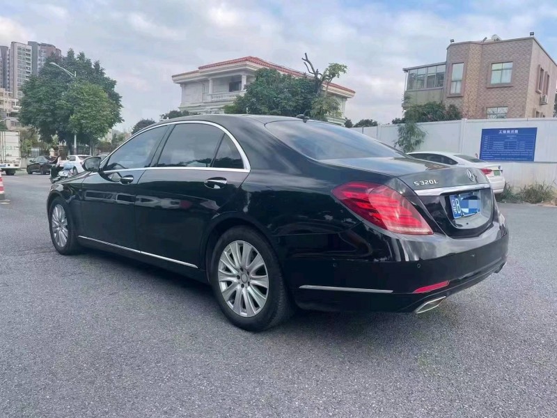 深圳17年奔驰S7