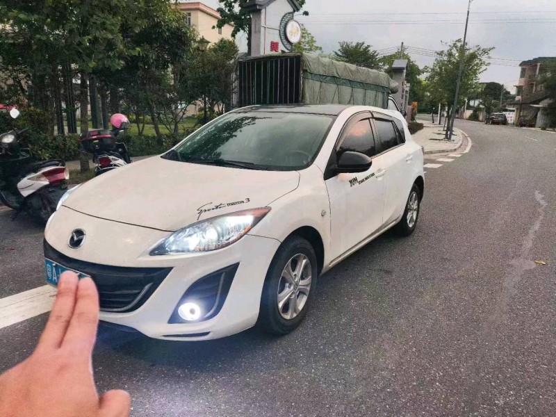 广州16年马自达33