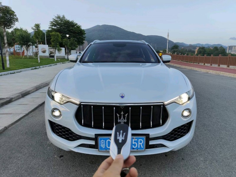 广州18年玛莎拉蒂Levante1
